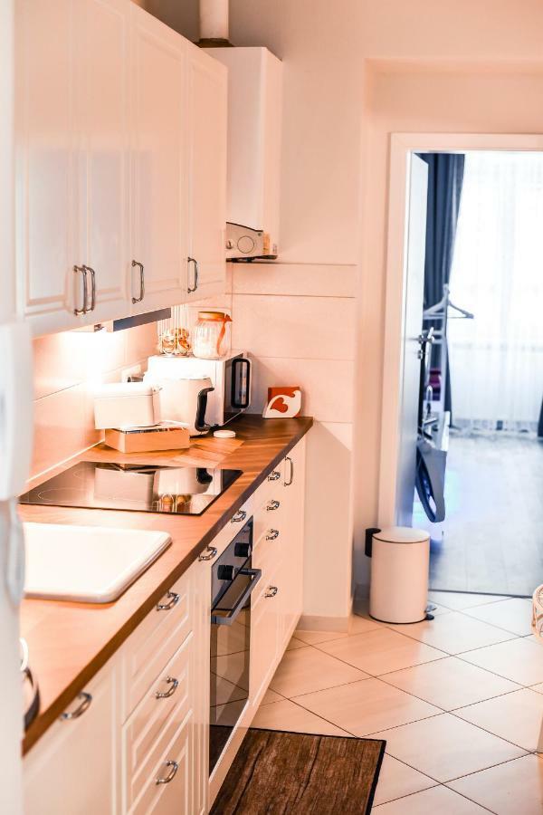 New Designed Apartment In Вена Экстерьер фото