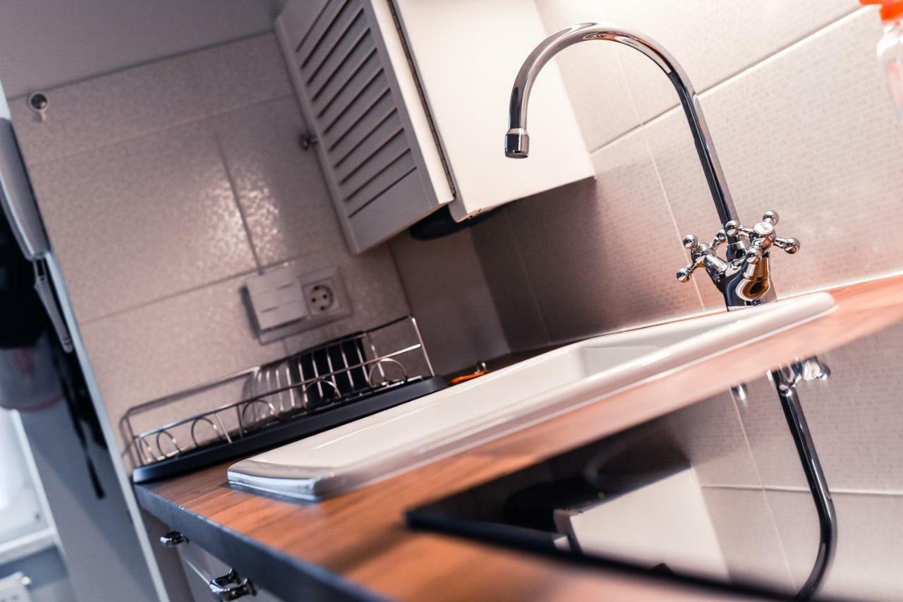 New Designed Apartment In Вена Экстерьер фото